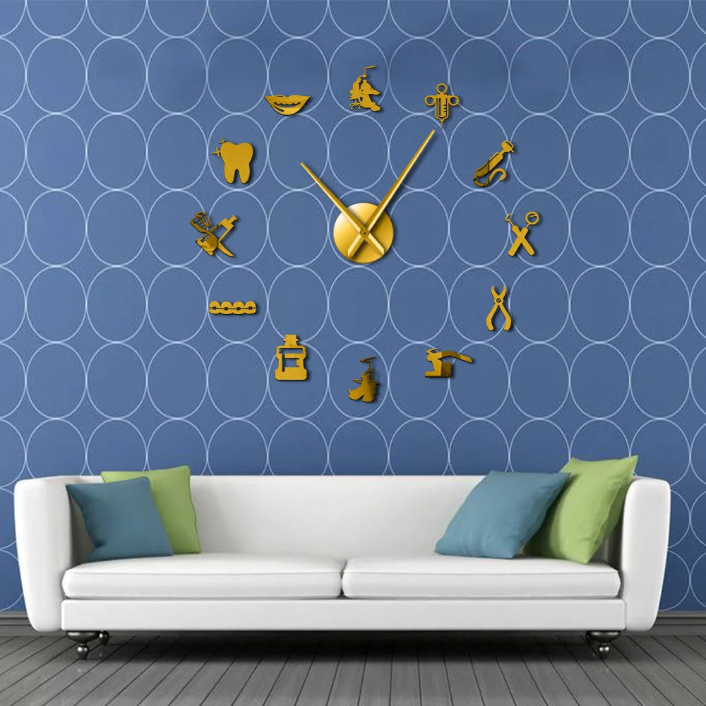 Giant wall clock for decoration