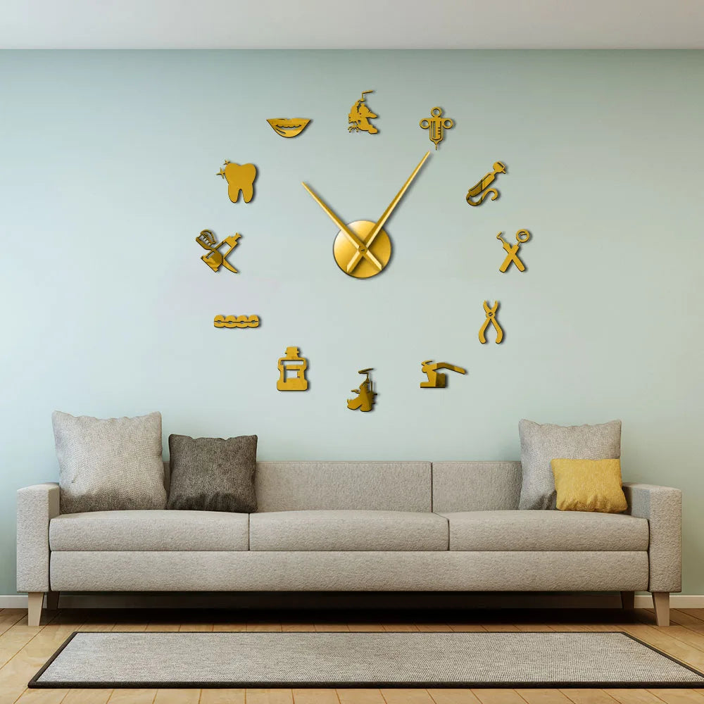 Giant wall clock for decoration