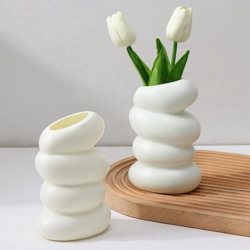 White Spiral Plastic Vase Hydroponic Vase for Decoration